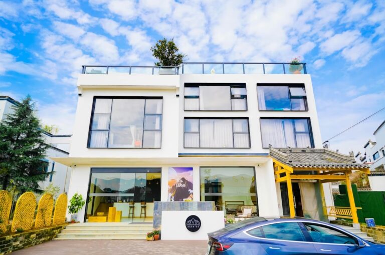 hotels-and-homestays-industry